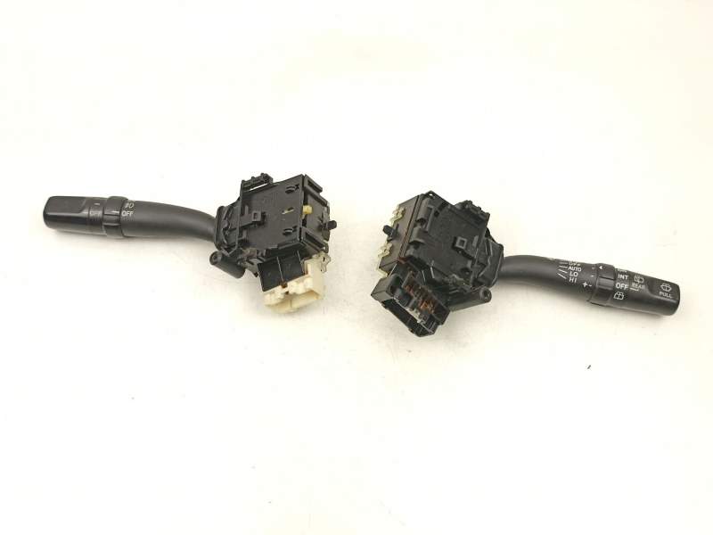 Recambio de mando luces y limpias para toyota avensis (_t25_) 1.8 (zzt251_) referencia OEM IAM 8414005110  8465205170