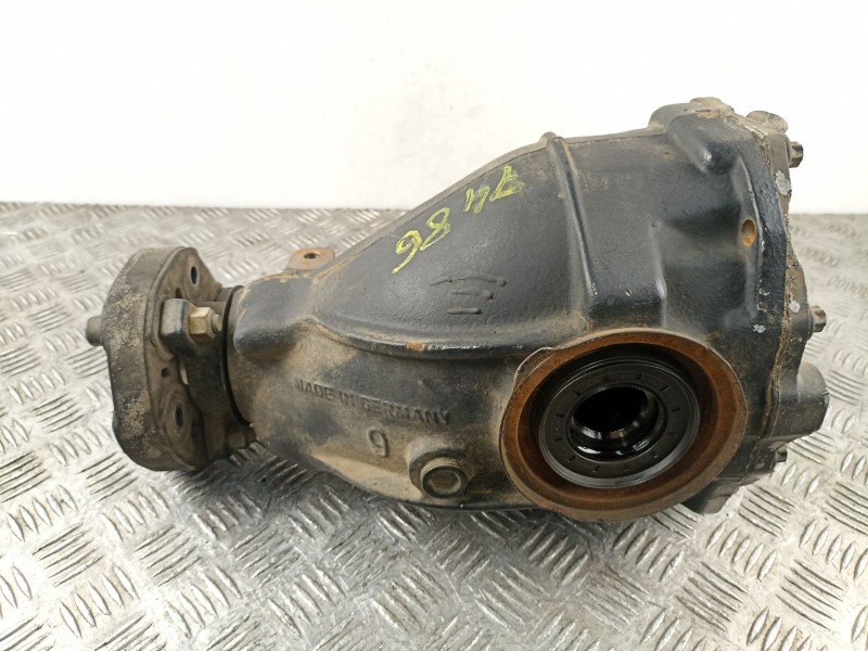 Recambio de diferencial trasero para mercedes-benz c220 2.2 cdi referencia OEM IAM A2033502664 A2103513308 A2103510805