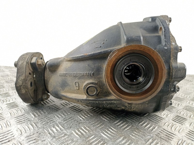 Recambio de diferencial trasero para mercedes-benz c220 2.2 cdi referencia OEM IAM A2033502664 A2103513308 A2103510805