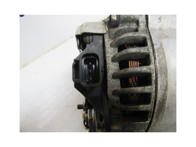 Recambio de alternador : ford fiesta : 1.4 td f-6ja (67,98cv) [2005] para ford fiesta 1.4 td f-6ja referencia OEM IAM   