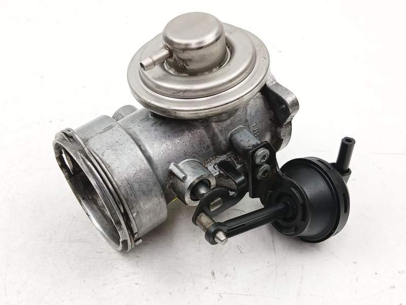 Recambio de valvula egr para ford galaxy i (wgr) 1.9 tdi referencia OEM IAM 038129637L  038131501AA