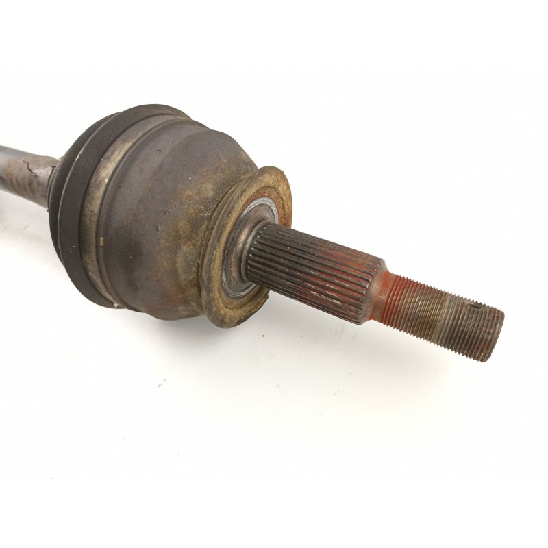 Recambio de transmision trasera derecha para nissan pathfinder 2.5 td referencia OEM IAM 39600EB310  