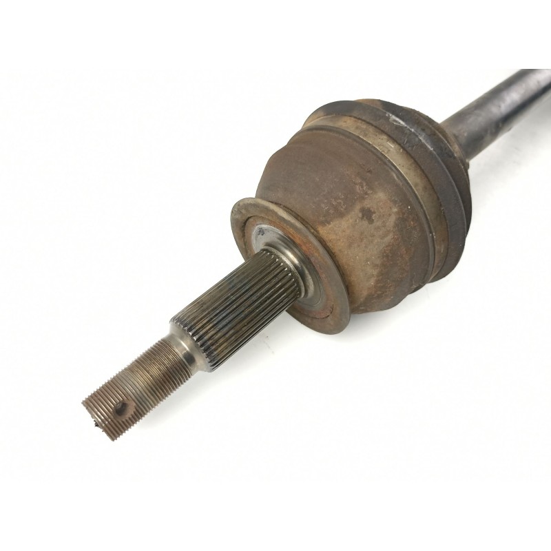 Recambio de transmision trasera izquierda para nissan pathfinder 2.5 td referencia OEM IAM 39600EB310  