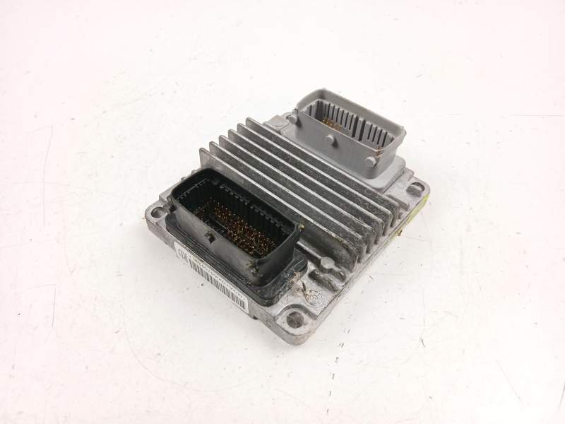 Recambio de centralita para chevrolet aveo / kalos sedán (t250, t255) 1.4 referencia OEM IAM 96436779  