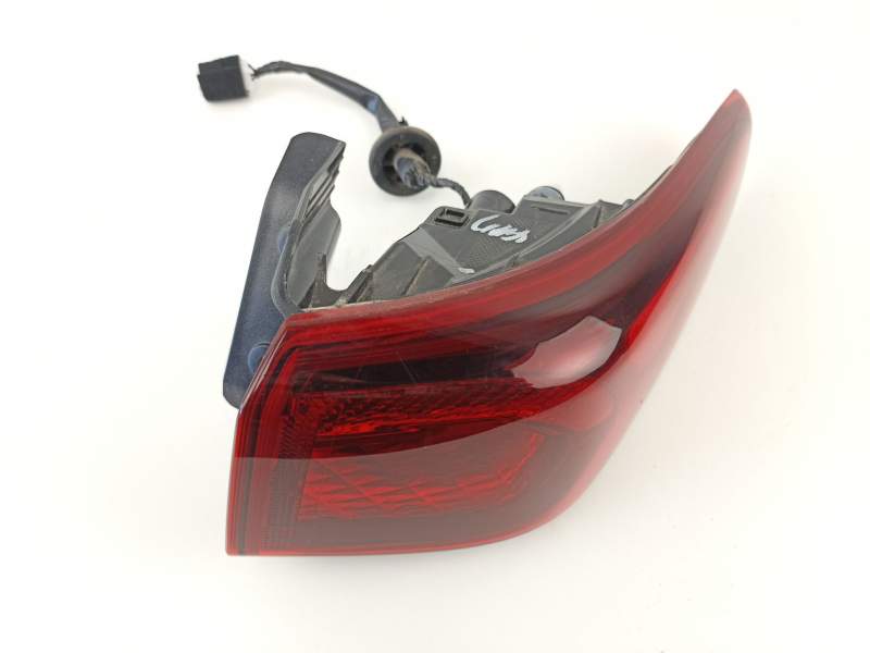 Recambio de piloto trasero derecho para hyundai kona ( os,ose,osi ) 1.6 gdi hybrid referencia OEM IAM 92402J9500  