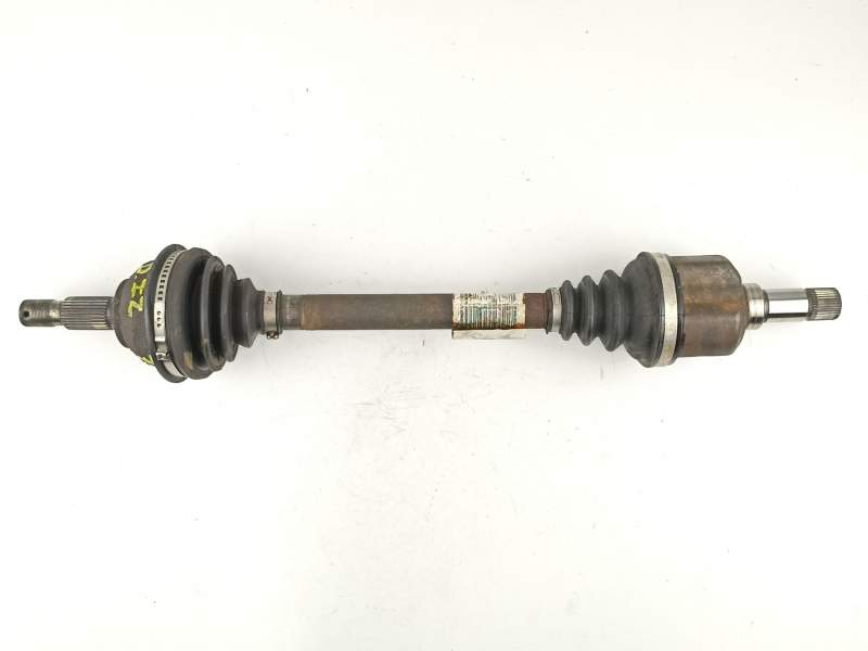 Recambio de cerradura puerta delantera izquierda para toyota corolla 1.6 g referencia OEM IAM 6904002151  
