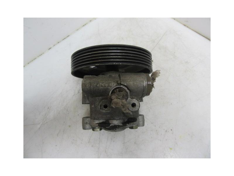 Recambio de bomba dirección : ford fiesta : 1.4 td f-6ja (67,98cv) [2005] para ford fiesta 1.4 td f-6ja referencia OEM IAM   