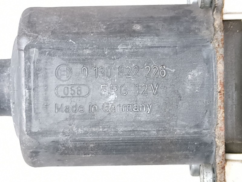 Recambio de elevalunas delantero izquierdo para bmw serie 3 berlina (e90) 320d referencia OEM IAM 7140587 6927027 51337140587