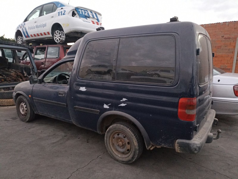 opel combo (corsa b) del año 2000