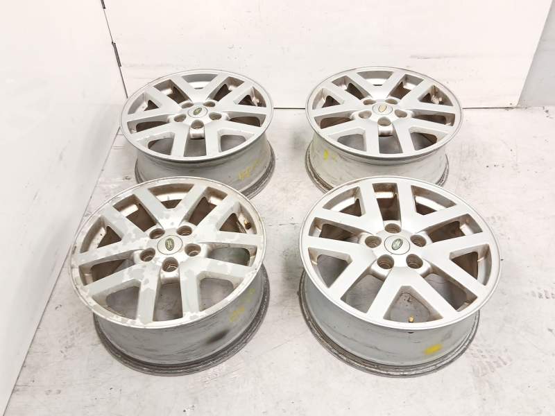 Recambio de juego llantas para land rover discovery iii (l319) 2.7 td 4x4 referencia OEM IAM RRC505350MNH  