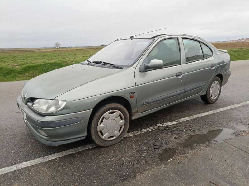 renault megane i classic (la0) del año 1998