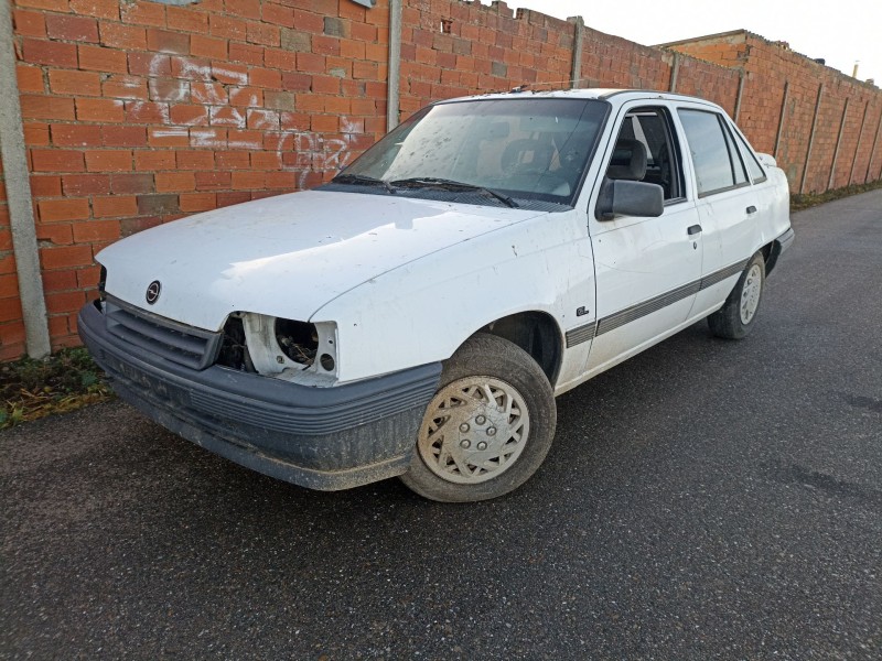 opel kadett g- del año 1989