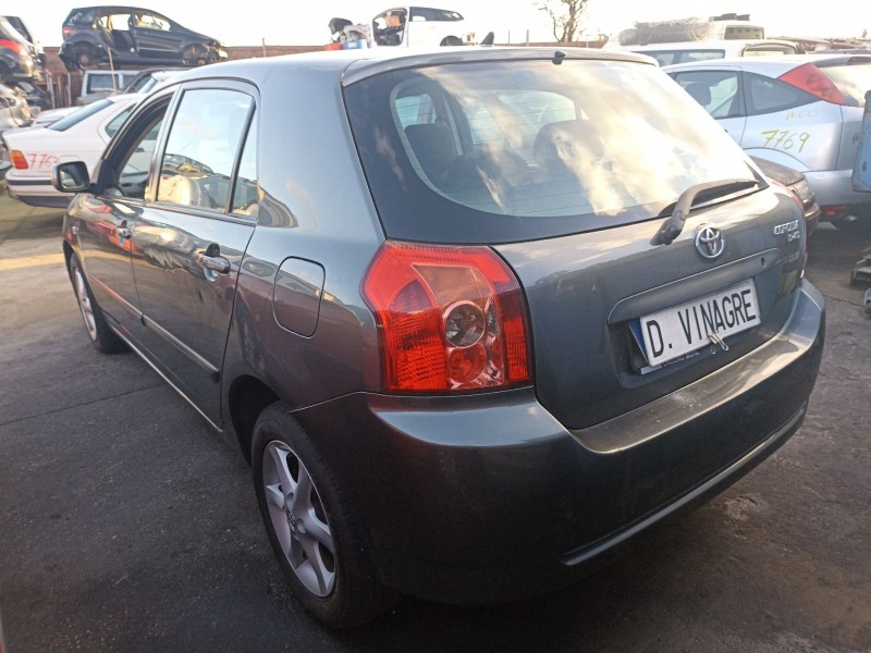 toyota corolla (e12) del año 2006