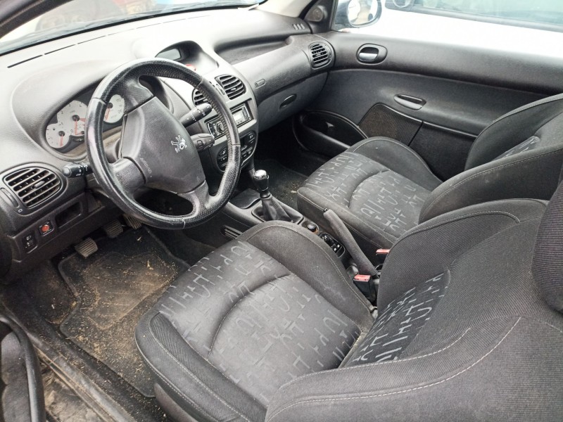 peugeot 206 del año 2004