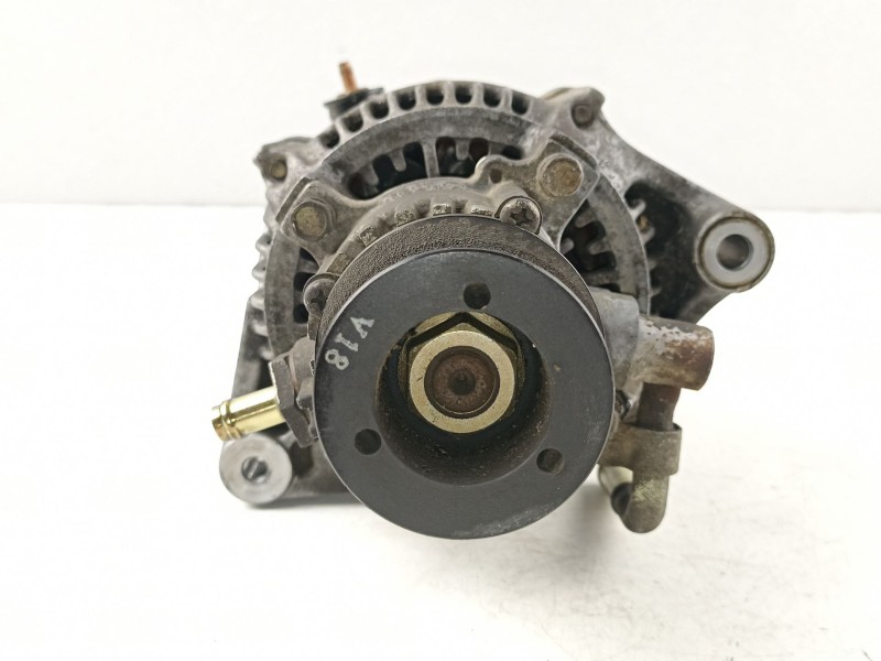 Recambio de alternador para rover 400 fastback (rt) 420 di referencia OEM IAM YLE101500 1002132272 