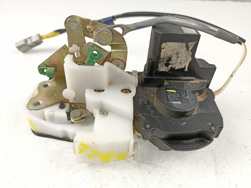 Recambio de cerradura puerta trasera derecha para rover 400 fastback (rt) 420 di referencia OEM IAM CWC102200 PMP116RF FQM100480