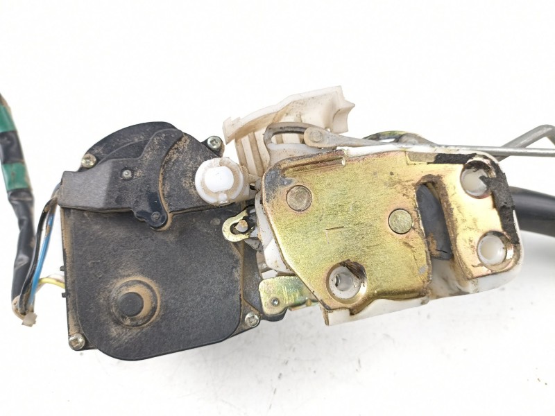 Recambio de cerradura puerta delantera izquierda para rover 400 fastback (rt) 420 di referencia OEM IAM FUB102750  