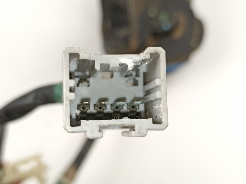 Recambio de cerradura puerta delantera izquierda para rover 400 fastback (rt) 420 di referencia OEM IAM FUB102750  