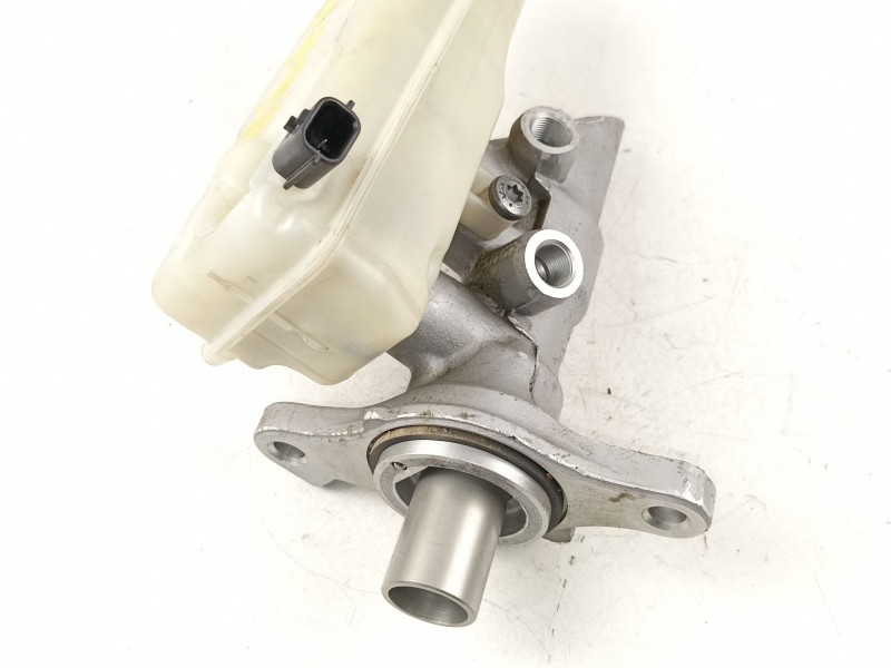 Recambio de bomba de freno para renault megane iii sport tourer dynamique referencia OEM IAM 460115826R  460910009R