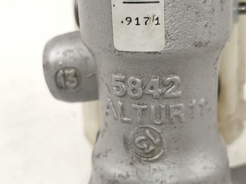 Recambio de bomba de freno para renault megane iii sport tourer dynamique referencia OEM IAM 460115826R  460910009R