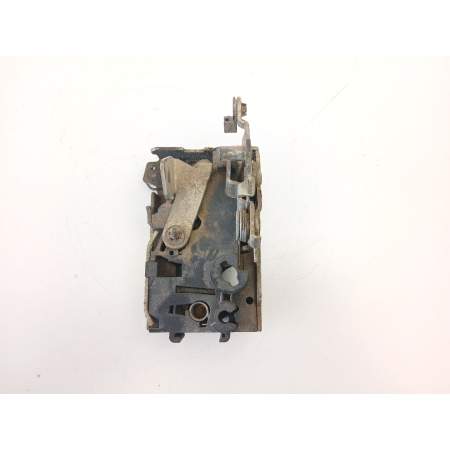 Recambio de cerradura puerta delantera derecha para mercedes-benz a 170 1.7 td 5p referencia OEM IAM A1687202235  1687202235