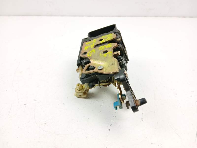 Recambio de cerradura puerta delantera izquierda para mercedes-benz a 140 1.4 g referencia OEM IAM A1687201935  1687201935