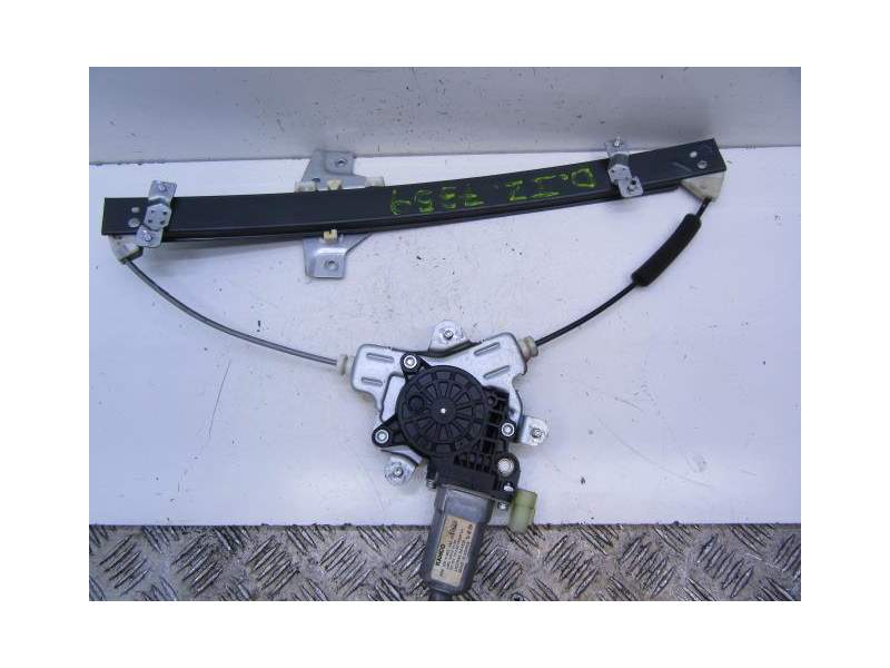 Recambio de elevalunas delantero izquierdo para hyundai getz (tb) 1.5 crdi referencia OEM IAM 824031C010  