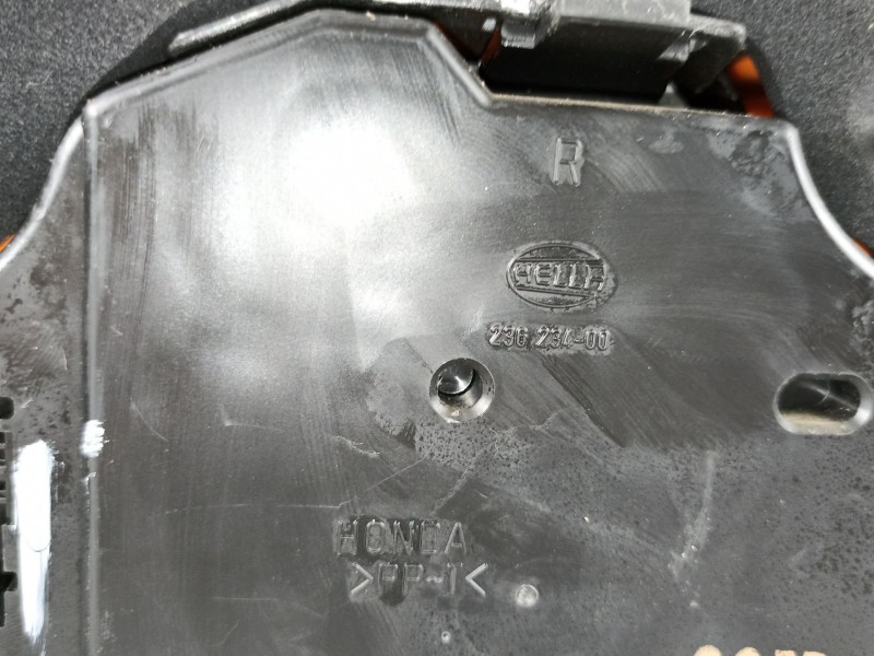 Recambio de piloto trasero derecho para honda accord 2.0 g referencia OEM IAM 3300SN7G01  