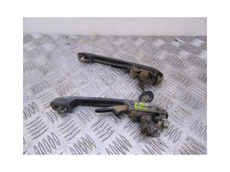 Recambio de manilla del. dcha. : volkswagen polo : 1.3 g (54,38cv) [1988] para volkswagen polo 1.3 g referencia OEM IAM SOLO1  