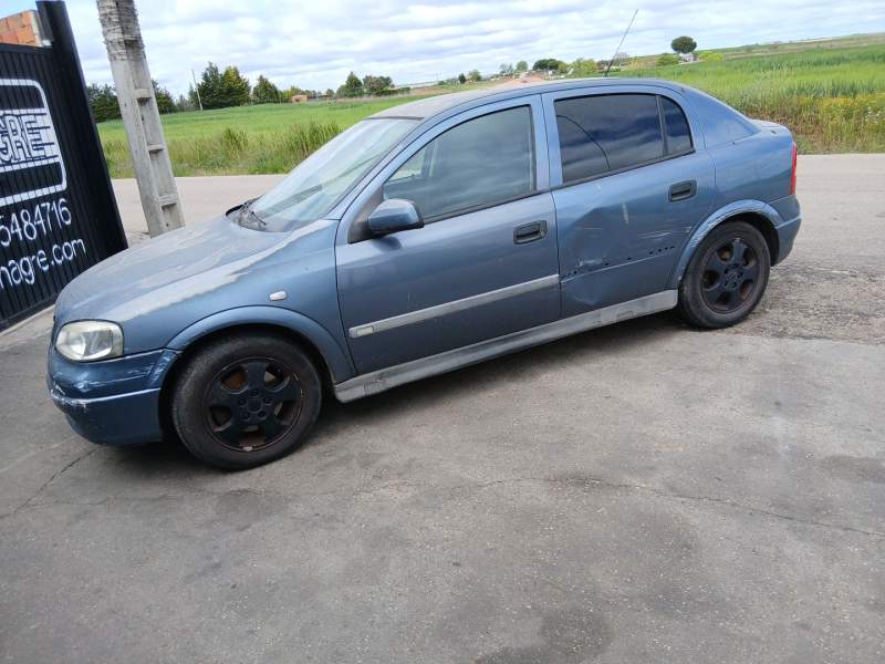 opel astra g hatchback (t98) del año 2001