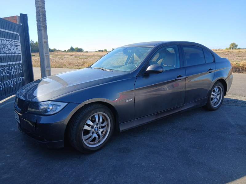BMW 3 (E90)