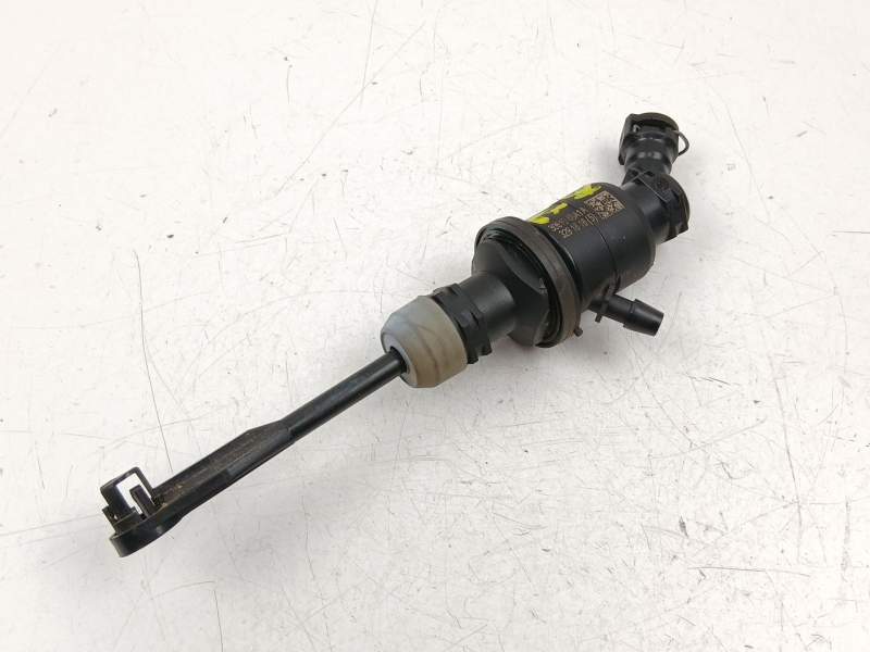 Recambio de bomba embrague para renault kadjar (ha_, hl_) 1.5 blue dci 115 referencia OEM IAM 306104BA1A  
