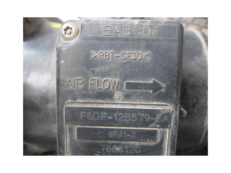 Recambio de caudalimetro ford mondeo 25 v6 1999 para  referencia OEM IAM FDF12B579EA  