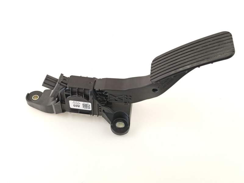 Recambio de potenciometro aceleracion para hyundai kona ( os,ose,osi ) 1.6 gdi hybrid referencia OEM IAM 32700H8100  CN08443410