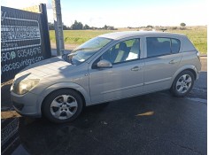 opel astra h berlina del año 2004