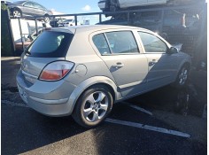 opel astra h berlina del año 2004 2