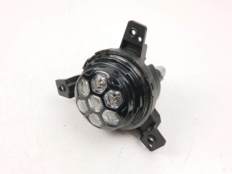 Recambio de antiniebla derecho para hyundai i10 iii (ac3, ai3) 1.0 mpi referencia OEM IAM 92208K7100  
