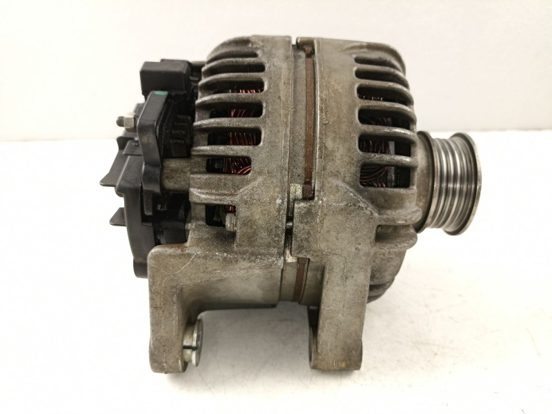 Recambio de alternador para opel astra h berlina 1.6 16v referencia OEM IAM 6204205 0124425020 55556067