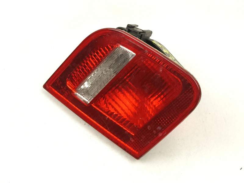 Recambio de piloto porton izquierdo para bmw 3 (e46) 320 d referencia OEM IAM 63216920705  