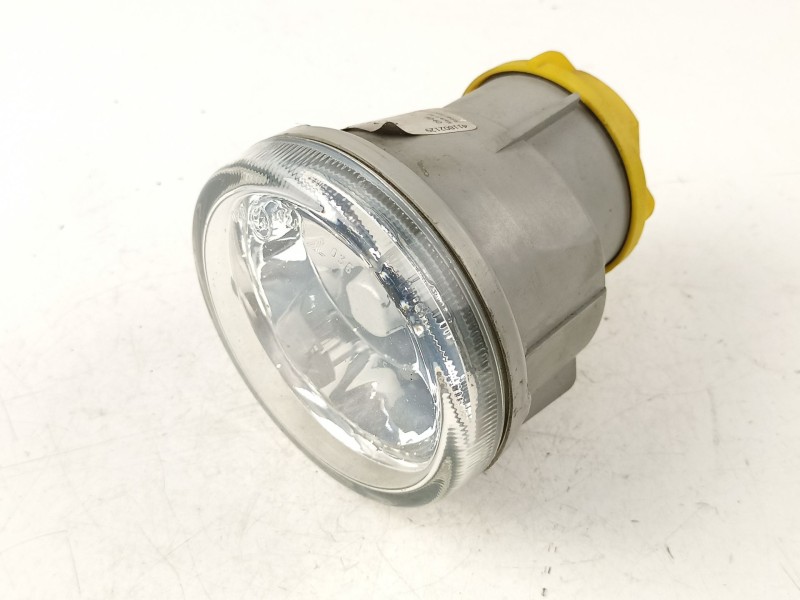 Recambio de antiniebla izquierdo para citroen c3 1.4 hdi sx plus referencia OEM IAM 96384979 0318439009 411802129