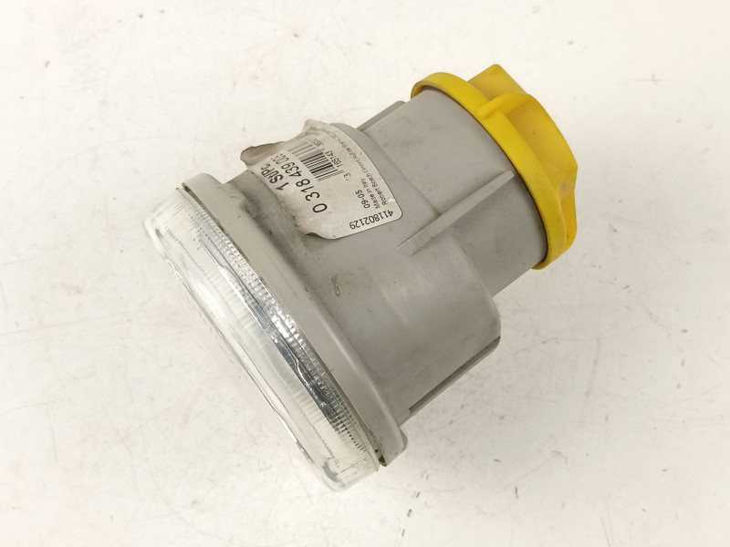 Recambio de antiniebla izquierdo para citroen c3 1.4 hdi sx plus referencia OEM IAM 96384979 0318439009 411802129
