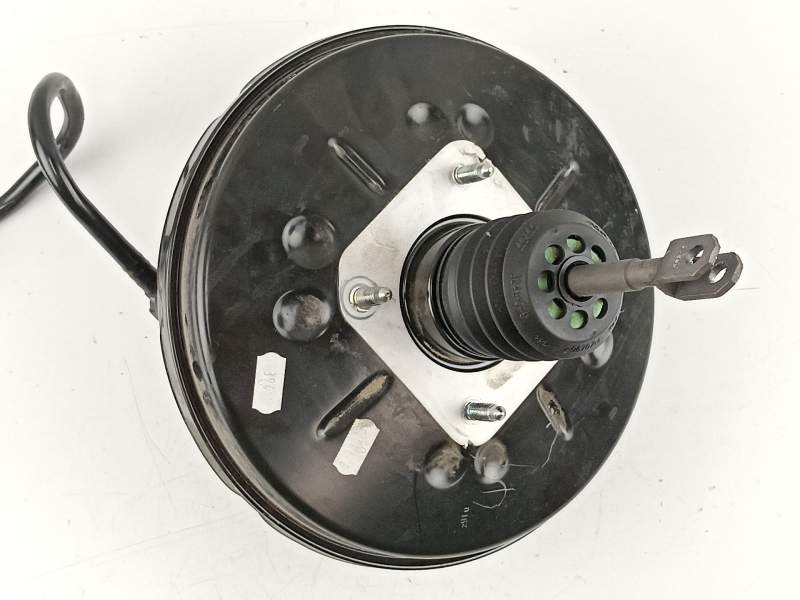 Recambio de servofreno para dacia sandero ambiance referencia OEM IAM 472103298R  