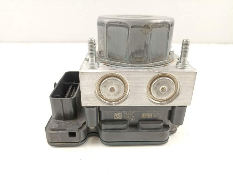 Recambio de cerradura puerta trasera izquierda para renault laguna 2.0 dci referencia OEM IAM 825010003R  