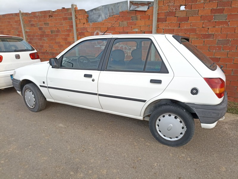 ford fiesta iii (gfj) del año 1989