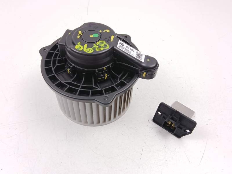 Recambio de motor calefaccion para hyundai i10 iii (ac3, ai3) 1.0 mpi referencia OEM IAM 97113K7000  