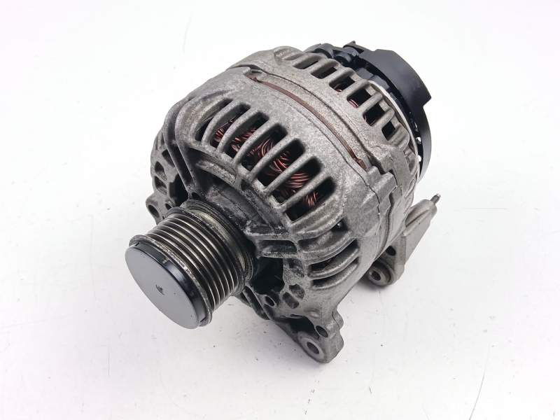 Recambio de alternador para chrysler sebring (js) 2.0 crd referencia OEM IAM 5033757AB  0124525128