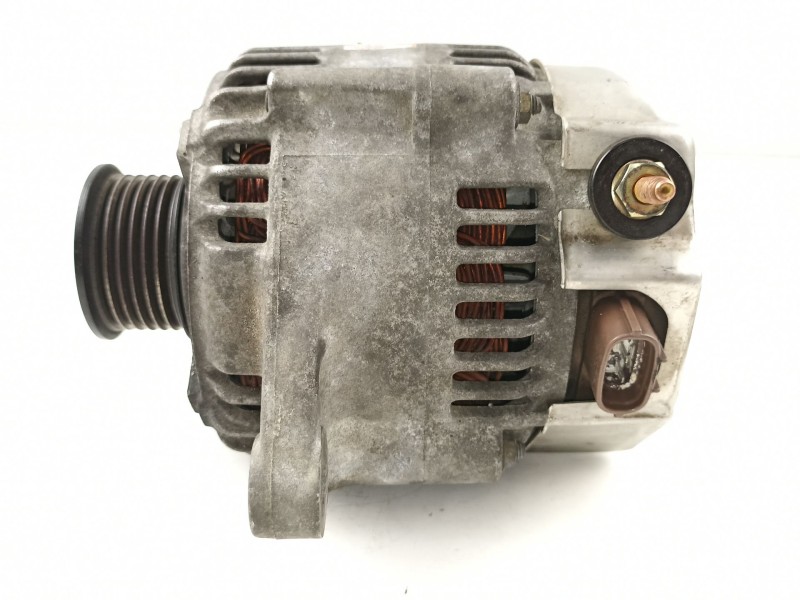 Recambio de alternador para rover serie 75 (rj) 2.5 v6 referencia OEM IAM YLE102330 TN1022111471 