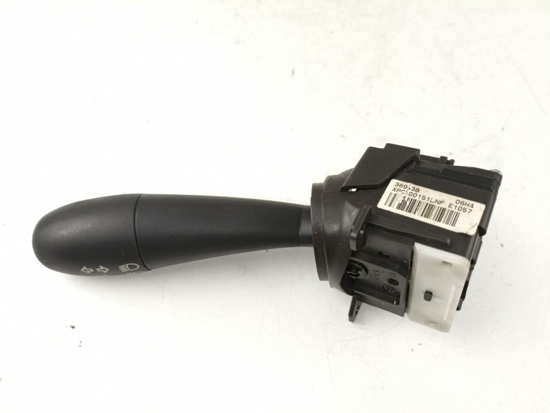 Recambio de mando luces y limpias para rover serie 75 (rj) 2.5 v6 referencia OEM IAM XPE100321LNF  XPC100151LNF