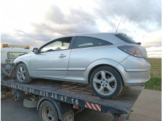 opel astra h berlina del año 2004 2