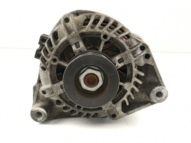 Recambio de alternador para bmw serie 3 berlina (e36) 318tds referencia OEM IAM 2245576 2541770A 12312245576